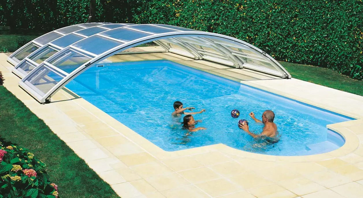 Poolüberdachung halbhoch halboffen